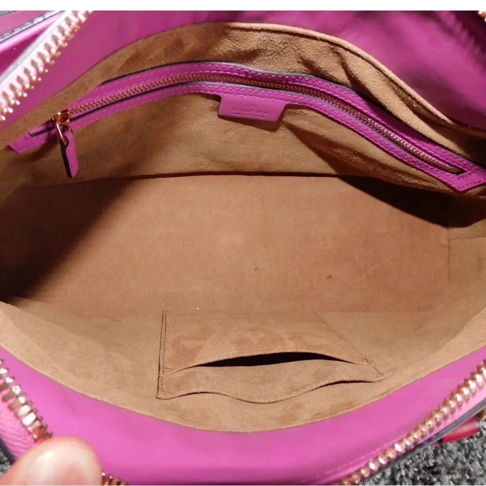 Gucci GG Supreme Tote - Picture 2 of 12